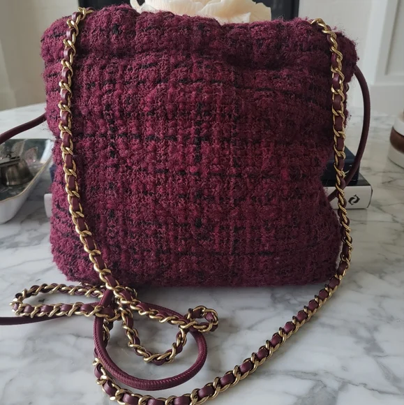 Chanel Mini 22 - Picture 11 of 16